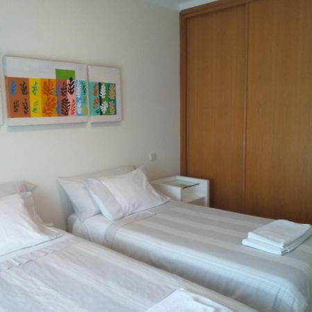 H2Oporto Beachfront Apartment Vila Nova de Gaia Bagian luar foto