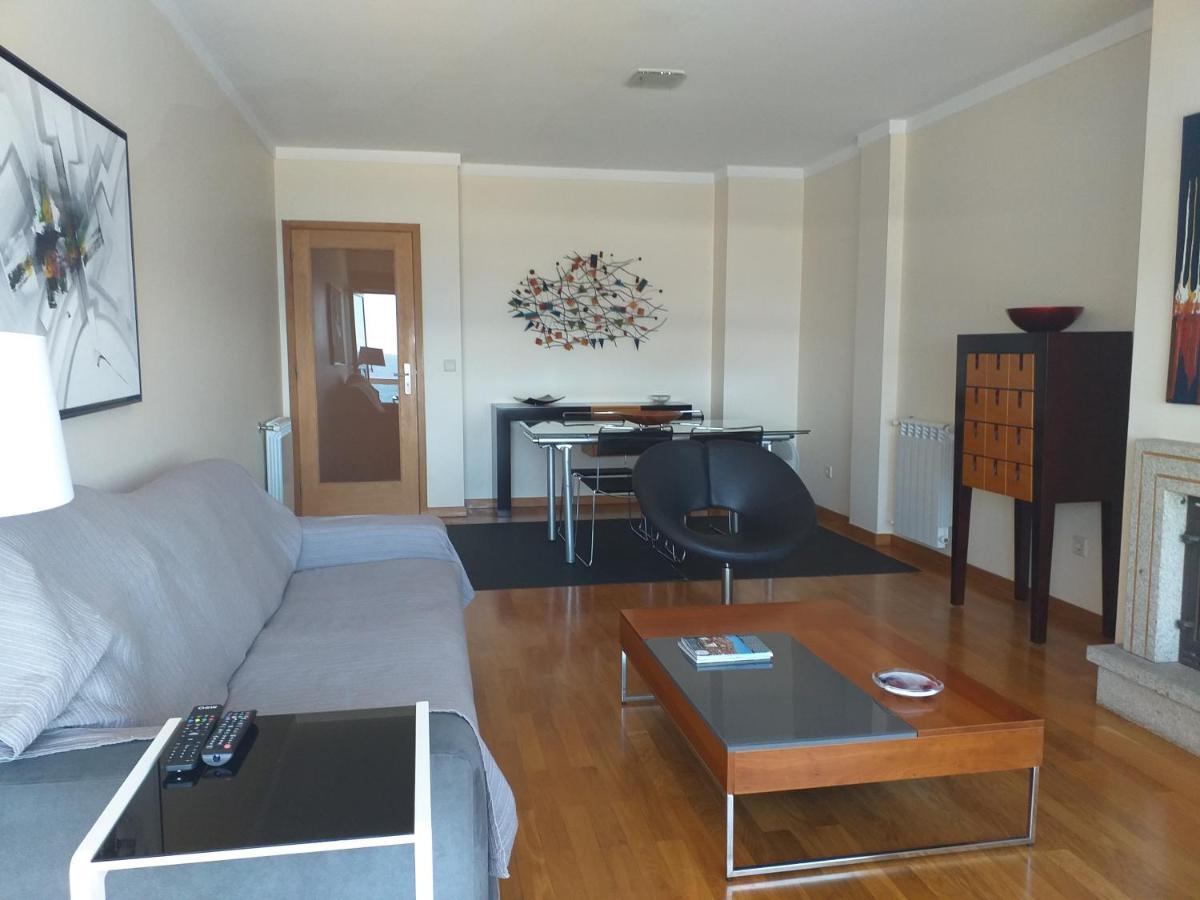 H2Oporto Beachfront Apartment Vila Nova de Gaia Bagian luar foto