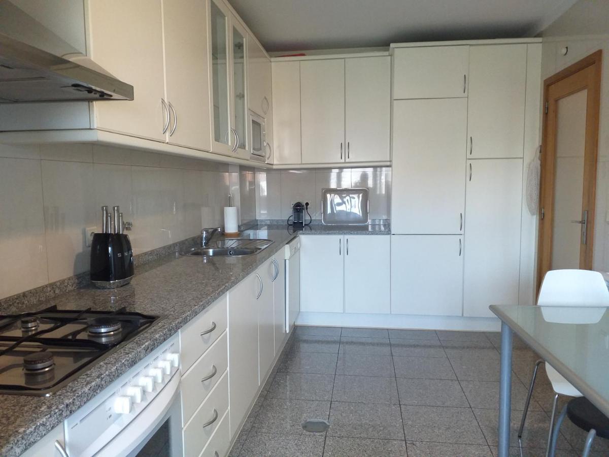H2Oporto Beachfront Apartment Vila Nova de Gaia Bagian luar foto
