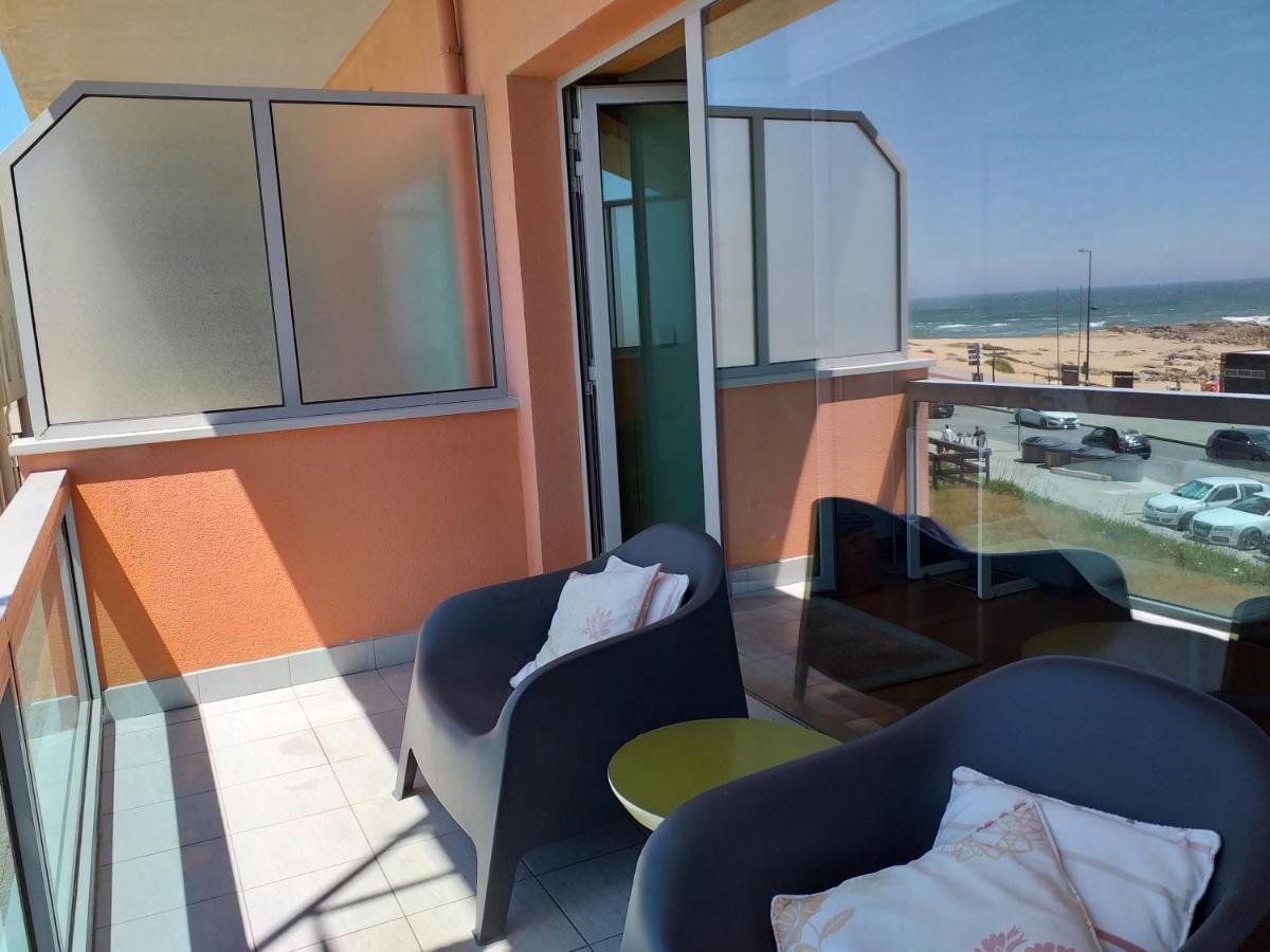 H2Oporto Beachfront Apartment Vila Nova de Gaia Bagian luar foto